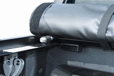 Truxedo 05-15 Toyota Hilux Extra Cab 6ft Lo Pro International Bed Cover thumbnail 3