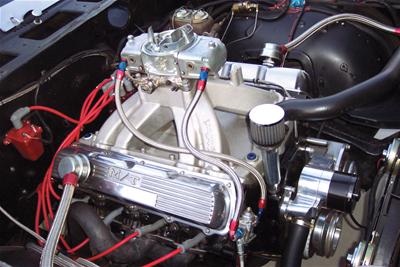Edelbrock Manifold Victor Olds w/ Standard Square-Bore Flange thumbnail 3