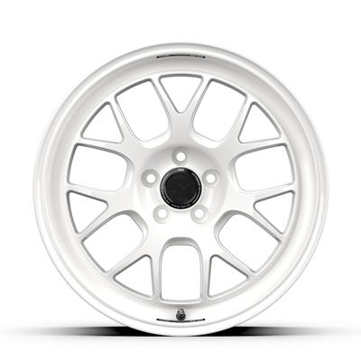 fifteen52 RSARW-88558+42 Fifteen52 Vertex RSR Rally White Wheels