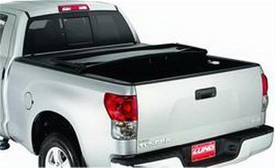 Lund 02-17 Dodge Ram 1500 (5.5ft. Bed) Genesis Tri-Fold Tonneau Cover - Black