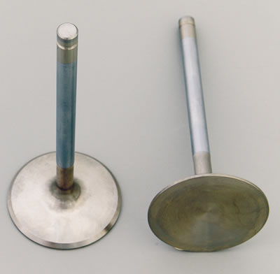 Manley Small Block Chevy LS-1 / LS-2 (LS-6 Head) 2.020 Head Diameter Race Master Intake Valves