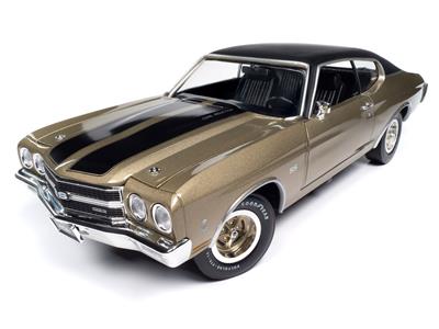 AUTO WORLD AMM1332/06 1:18 Scale 1970 Chevy Chevelle SS Vinyl Top