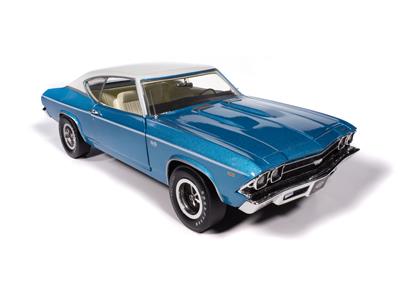 AUTO WORLD AMM1348 1:18 Scale 1969 Chevy Chevelle Hardtop Diecast