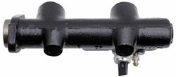 ACDelco Gold Brake Master Cylinders for 1977-1983 LECAR, 1975-1979 R17, 1976 R5 - 18030448
