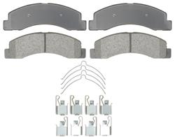 Raybestos Element3 Brake Pads for 1999-2004 F-350 SUPER DUTY, F-250 SUPER DUTY, 2000-2005 EXCURSION - PGD824M