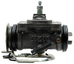 Raybestos Element3 Wheel Cylinders for 1988-1990 NPR, 1989-1990 W4500 TILTMASTER - WC37951