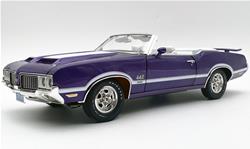 1:18 Scale 1970 Oldsmobile Cutlass 442 W30 Convertible Diecast Model A1805628