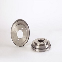 Brembo Essential Brake Drums for 1995-1998 200SX, 1991-1993 NX, 1991-1999 SENTRA - 14.6775.10