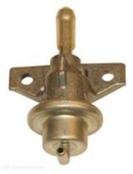 Beck/Arnley Fuel Injection Pressure Regulators for 1996-2000 CIVIC, 1996-1997 CIVIC DEL SOL, 1999-2001 CR-V - 158-0676