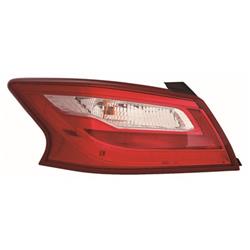 Body Parts Taillight Assemblies for 2016-2017 ALTIMA - NI2804111C