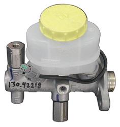 Centric Premium Brake Master Cylinders for 2000-2006 SENTRA - 130.42218
