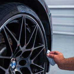 Malco Automotive E-ZEE Shine Premium Dressing