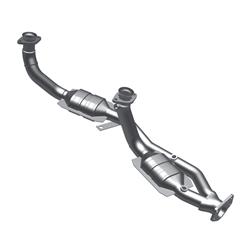 MagnaFlow Direct-Fit Catalytic Converters for 1999-2000 WINDSTAR - 23542