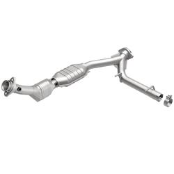 MagnaFlow Direct-Fit Catalytic Converters for 2003-2004 NAVIGATOR - 51081