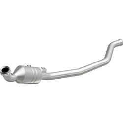 MagnaFlow Direct-Fit Catalytic Converters for 2006-2011 R350 - 52178