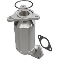 MagnaFlow OEM Grade Federal/EPA Compliant Direct-Fit Catalytic Converters 52889