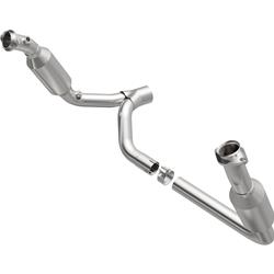 MagnaFlow California Grade CARB Compliant Direct-Fit Catalytic Converters for 2006 RAM 1500 - 5451711