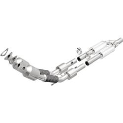 MagnaFlow California Grade CARB Compliant Direct-Fit Catalytic Converters for 2006 PASSAT - 551799