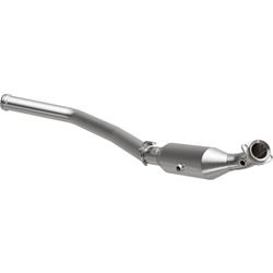 MagnaFlow California Grade CARB Compliant Direct-Fit Catalytic Converters for 2009-2012 GL450, GL550, 2009-2011 ML550 - 5551172