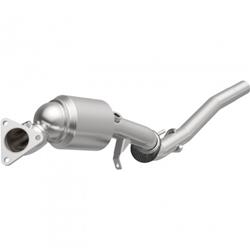 MagnaFlow California Grade CARB Compliant Direct-Fit Catalytic Converters for 2011-2017 CAYENNE - 5551374