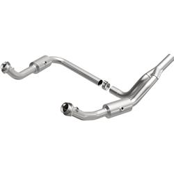 MagnaFlow California Grade CARB Compliant Direct-Fit Catalytic Converters for 2010-2011 WRANGLER - 5551458