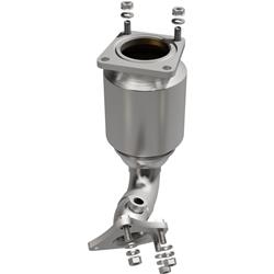 MagnaFlow California Grade CARB Compliant Direct-Fit Catalytic Converters 5582846