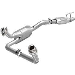 MagnaFlow OEM Grade Federal/EPA Compliant Direct-Fit Catalytic Converters for 1992-1995 E-150 ECONOLINE, E-150 ECONOLINE CLUB WAGON - 93423