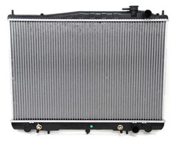 OSC Automotive Radiators for 1998-2004 FRONTIER, 2000-2004 XTERRA - 2215