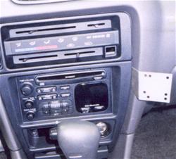 PanaVise InDash Custom Dash Mounts for 1999-2000 METRO - 751101899
