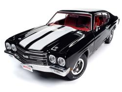AUTO WORLD AMM1317 1:18 Scale 1970 Chevy Chevelle Hardtop Diecast