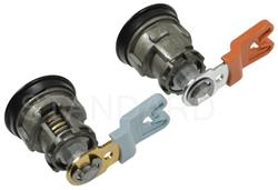 Standard Motor Products - Door Lock Knobs for 1996-2005 SABLE, 1996-2007 TAURUS - DL-264
