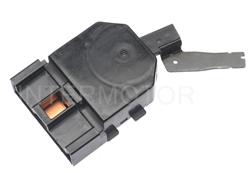 Standard Motor HVAC Control and Selector Switches for 1998-2004 FRONTIER, 2000-2004 XTERRA - HS-413