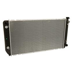 Summit Racing™ Plastic/Aluminum Radiators SUM-380538