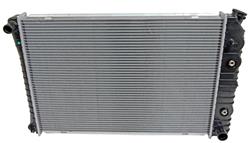 Summit Racing™ Plastic/Aluminum Radiators SUM-380558