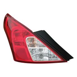Summit Racing™ OEM Replacement Taillights for 2012-2019 VERSA - SUM-DS712-B000L