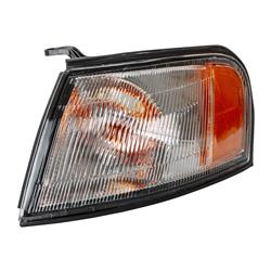 TYC Turn Signal/Parking Light Assemblies for 1995-1998 200SX, 1995-1999 SENTRA - 18-3125-00