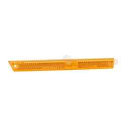 TYC Corner Light Assemblies for 2004-2005 CLASSIC, 1997-1999 CUTLASS, 1997-2003 MALIBU - 18-5381-01