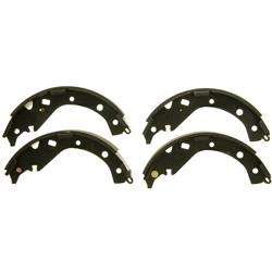 Wagner QS Brake Shoes for 2003-2005 RAV4 - Z802