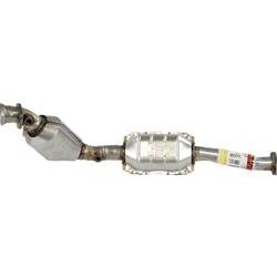 Walker CalCat Direct-Fit Catalytic Converters for 2009-2011 TOWN CAR, GRAND MARQUIS, 2010-2011 CROWN VICTORIA - 84228