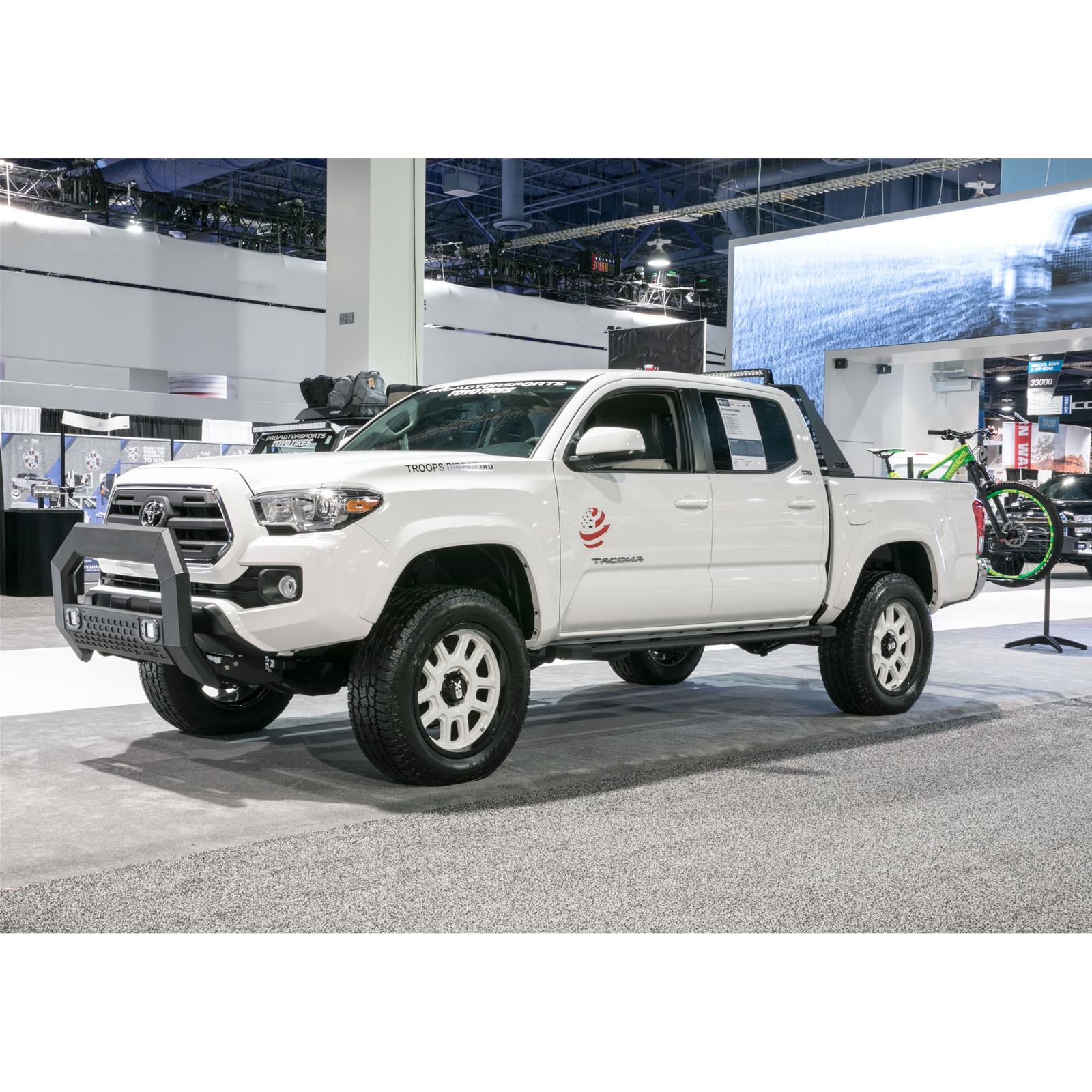 ARIES Automotive 2162101 Aries Automotive AdvantEDGE 5.5 in. Bull Bars