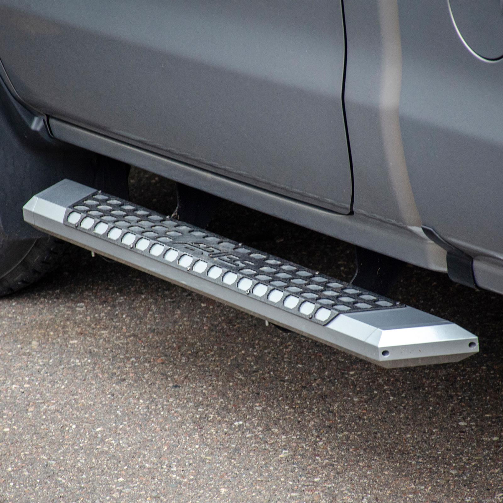 Aries Automotive AdvantEDGE 5.5 in. Side Bars 2555020 Step Bars, Diameter, Aluminum, Chrome Powdercoated, Pair