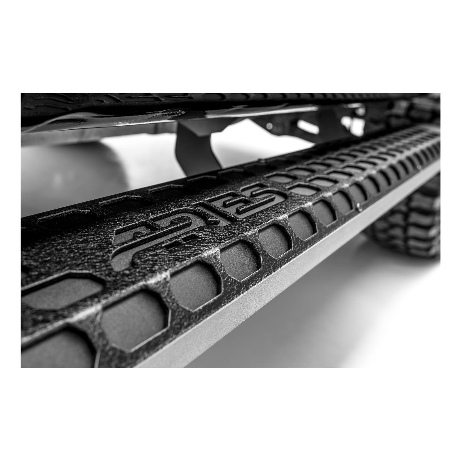 Aries Automotive AdvantEDGE 5.5 in. Side Bars 2556021 Step Bars, Diameter, Aluminum, Chrome Powdercoated, Pair thumbnail 3