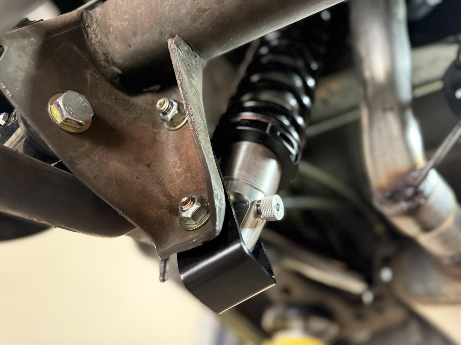 Aldan American Track Comp Coilover Kits 300388 Kit, Comp, Rear, Adjustable Valving, Black Springs, 200 lbs./in. Rate, Chevy, Sold as a Set thumbnail 6