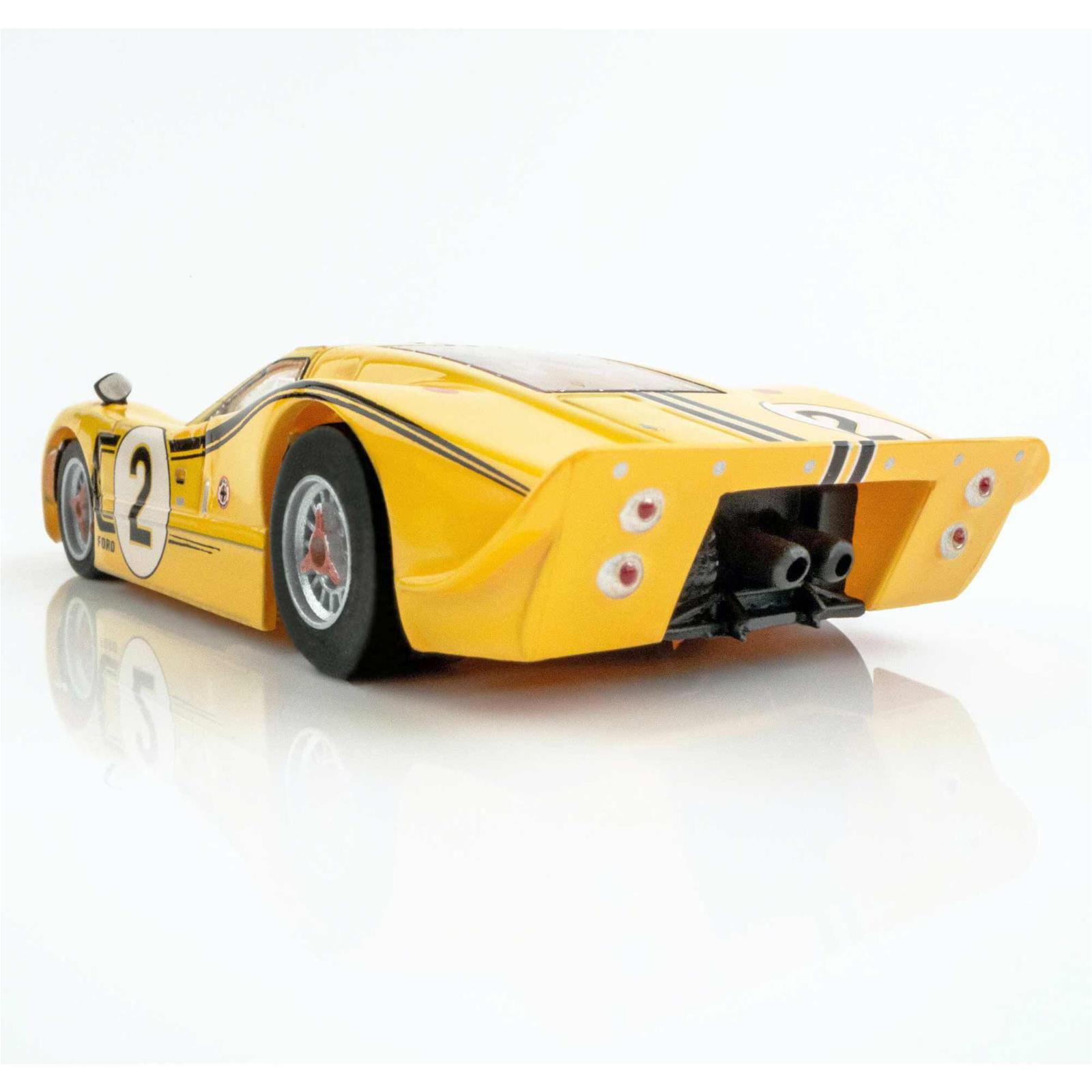 AFX Racing 22014 AFX Racing 1967 Ford GT40 MKIV #2 Le Mans Yellow