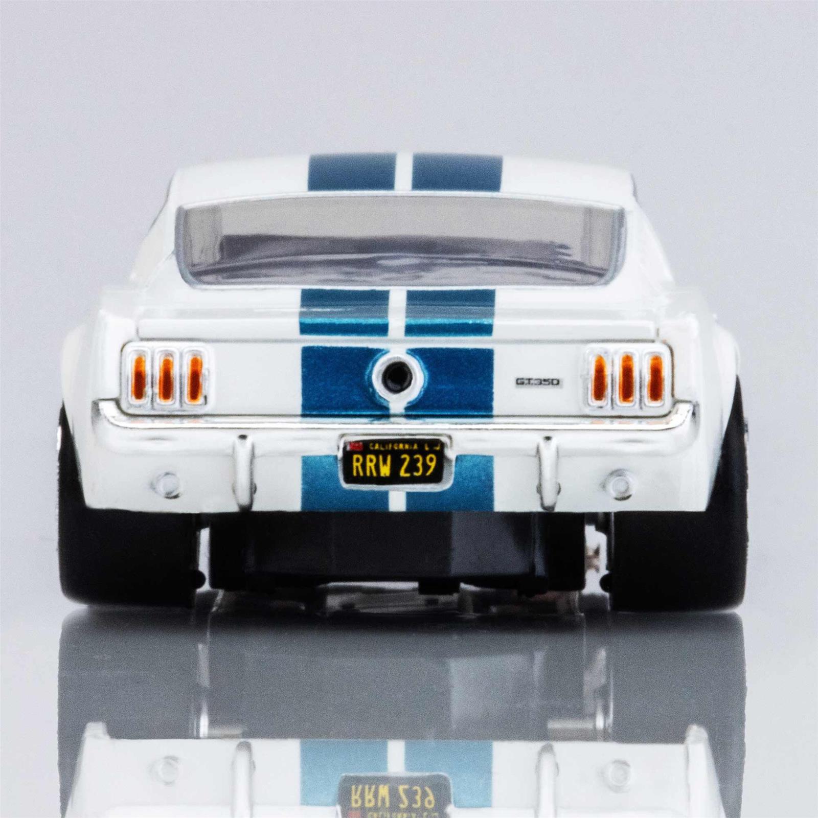 ミニカー AFX HO:SCALE RACING Buy AFX 21018 Super International Mega G HO Scale 4 Lane