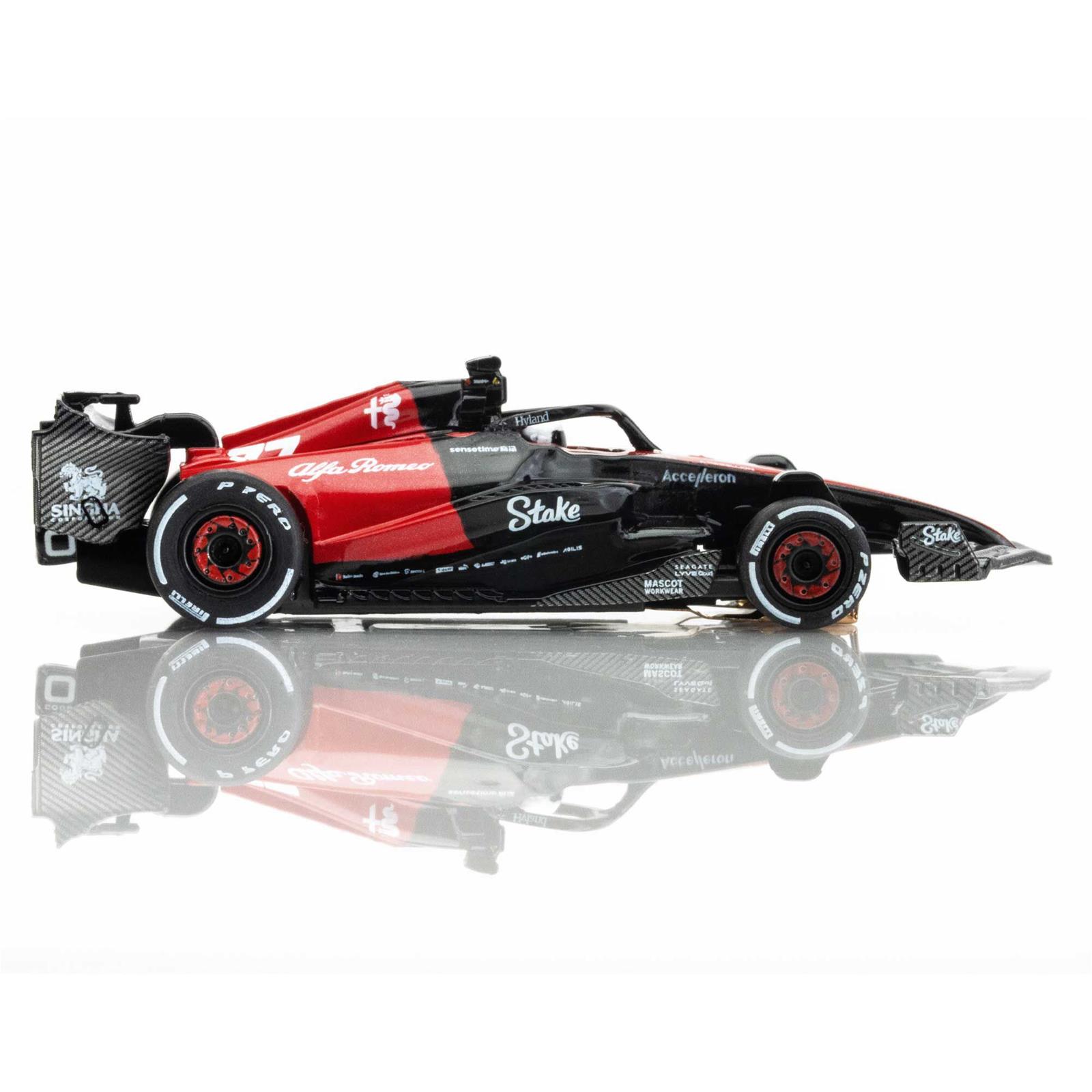AFX Racing 22083 AFX Racing Alfa Romeo F1 FY-77 Black/Red Mega G+