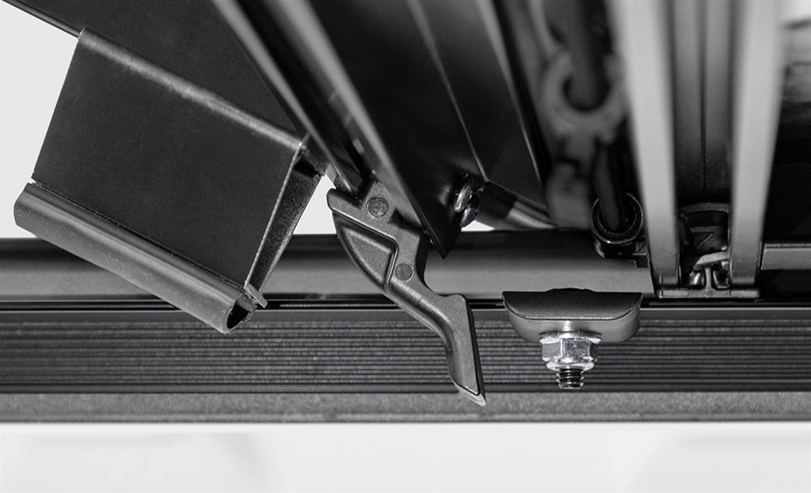 Access LOMAX Tri-Fold Cover Black Urethane Finish 17+ Honda Ridgeline - 5ft Bed thumbnail 4
