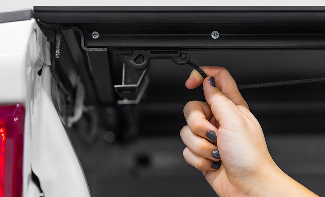 Access LOMAX Tri-Fold Cover Black Urethane Finish 17+ Honda Ridgeline - 5ft Bed thumbnail 8
