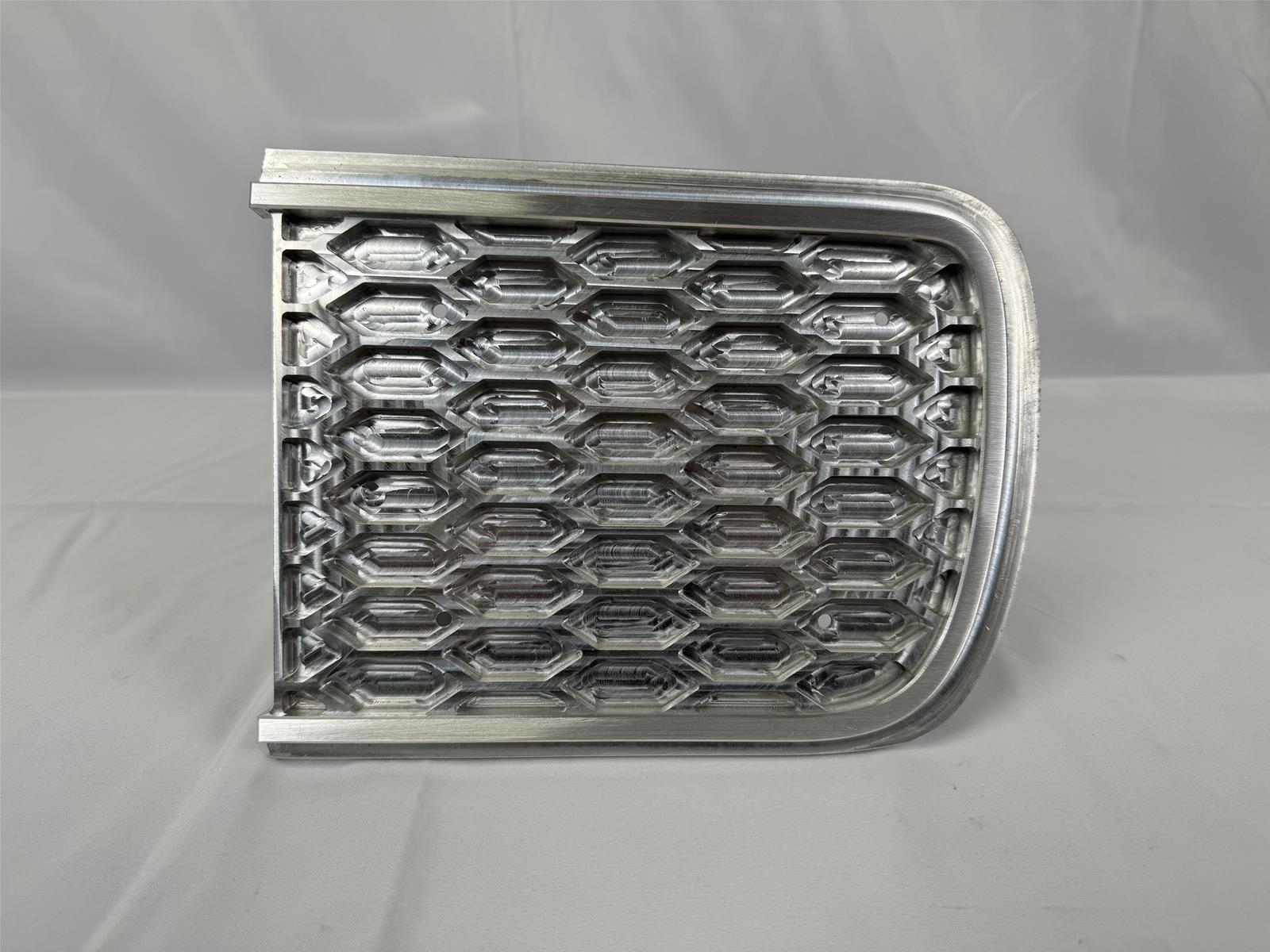 Alumicraft 6768CAMRS2D Alumicraft Grilles | Summit Racing