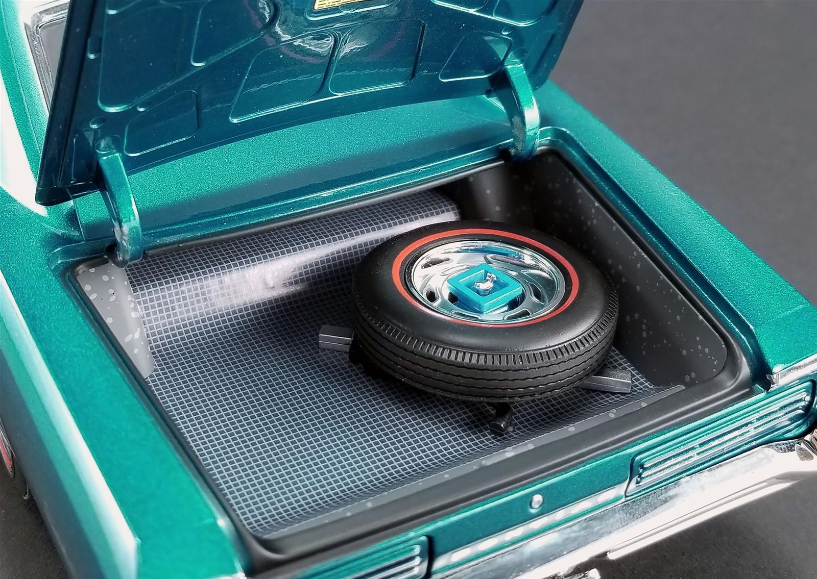 ACME DIECAST A1801212 1:18 Scale 1966 Pontiac GTO Diecast Model